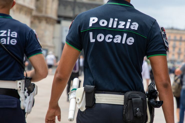 agenti polizia locale