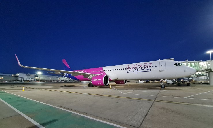 Aeromobile WizzAir - Interno18.it