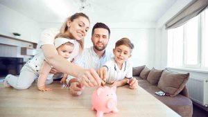 Risparmio familiare, come gestire il bugget mensile